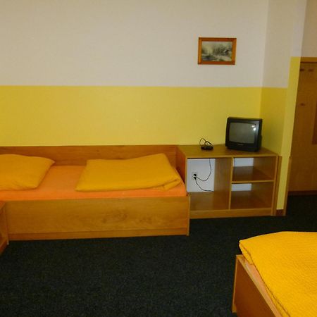 Hotel Pelikan Марианске-Лазне Экстерьер фото