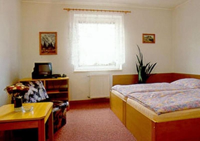 Hotel Pelikan Марианске-Лазне Экстерьер фото